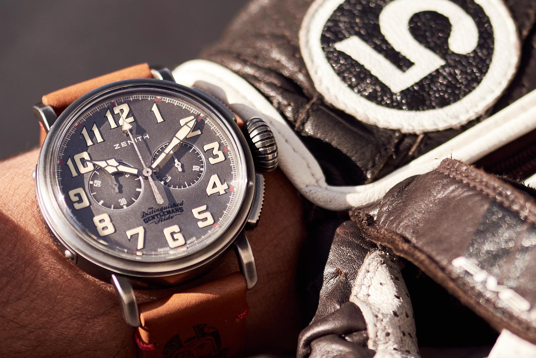 On 25 September, distinguished gentlemen from numerous cities all over the world dressed up, wearing dresses, ties, bow ties, and their classic motorcycles