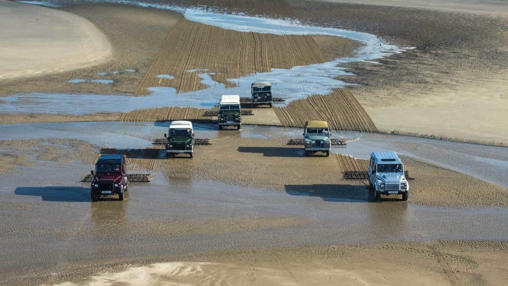 Varie generazioni del Land Rover Defender 