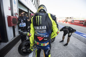 Il campionato della MotoGP è sempre più entusiasmante e mozzafiato, con i suoi sorpassi/duelli tra piloti che, soprattutto in gara, non concedono nulla.