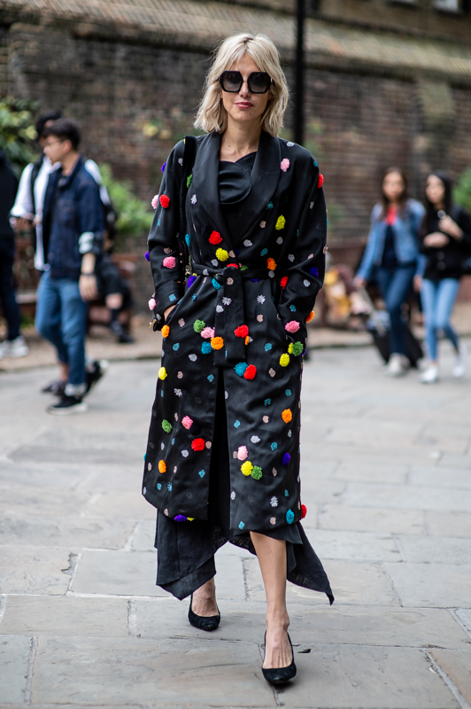 Entusiasmo e aspettative alle stelle per questa "London Fashion Week" un po' "rivoluzionaria", in quanto Londra ci ha sempre abituati, ma mai assuefatti, al suo essere fuori dal comune.