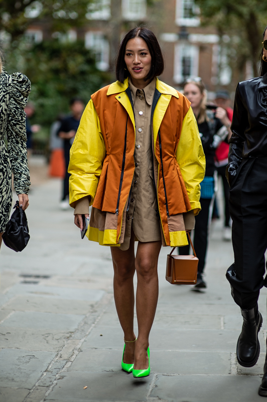 Entusiasmo e aspettative alle stelle per questa "London Fashion Week" un po' "rivoluzionaria", in quanto Londra ci ha sempre abituati,al suo essere fuori dal comune.