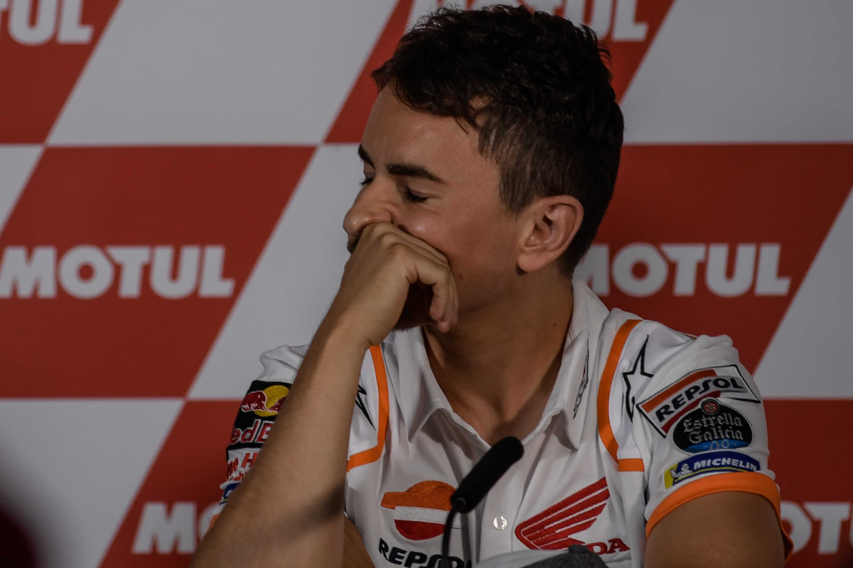 Jorge Lorenzo a Valencia, durante conferenza stampa straordinaria, che annuncia il suo ritiro dalle corse