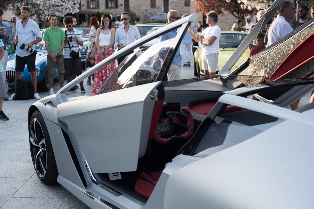 La Dora Bandini il nuovo concept preparato da Giorgetto e Fabrizio Giugiaro, è stata presentata al Concorso di Eleganza di Poltu Quatu