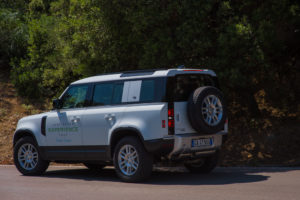 Land Rover Defender 110