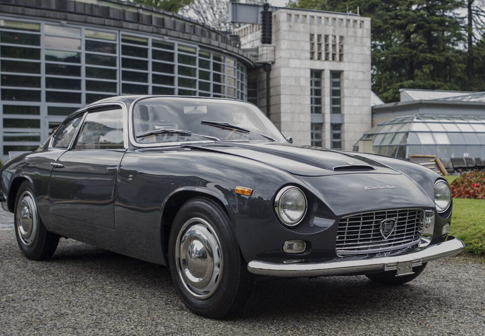 La Lancia Flaminia Super Sport Zagato Viene presentata al Salone di Torino del ’64 e capitalizza sei anni di sviluppo e varie versioni.