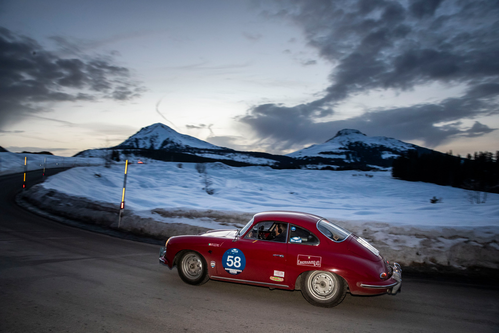 EBERHARD & CO. antica maison di orologeria svizzera torna a sfidare il tempo sulla pista come Official Timekeeper nella Winter Marathon.