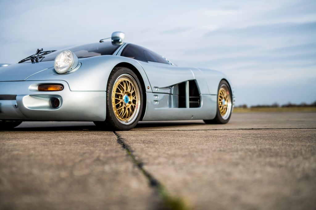 Isdera 112 commendatore