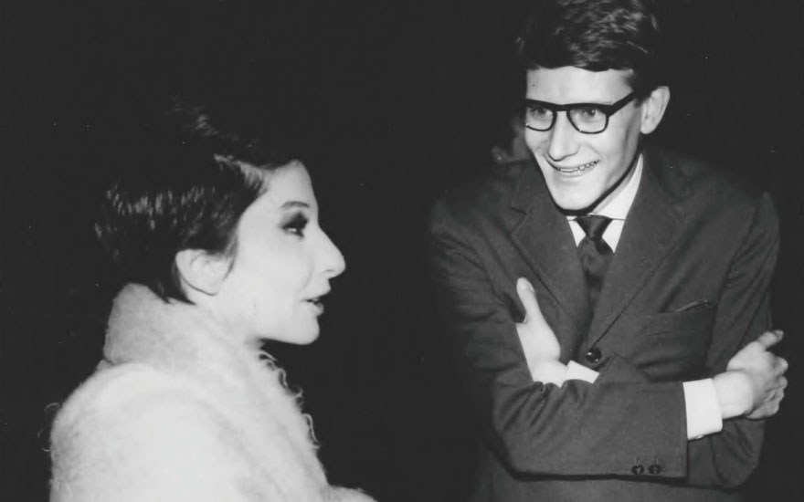 Zizi Jeanmaire - Yves Saint Laurent, all'asta da Chrristie's alcuni degli abiti straordinari realizzati dallo stilista per la celebre ballerina. 