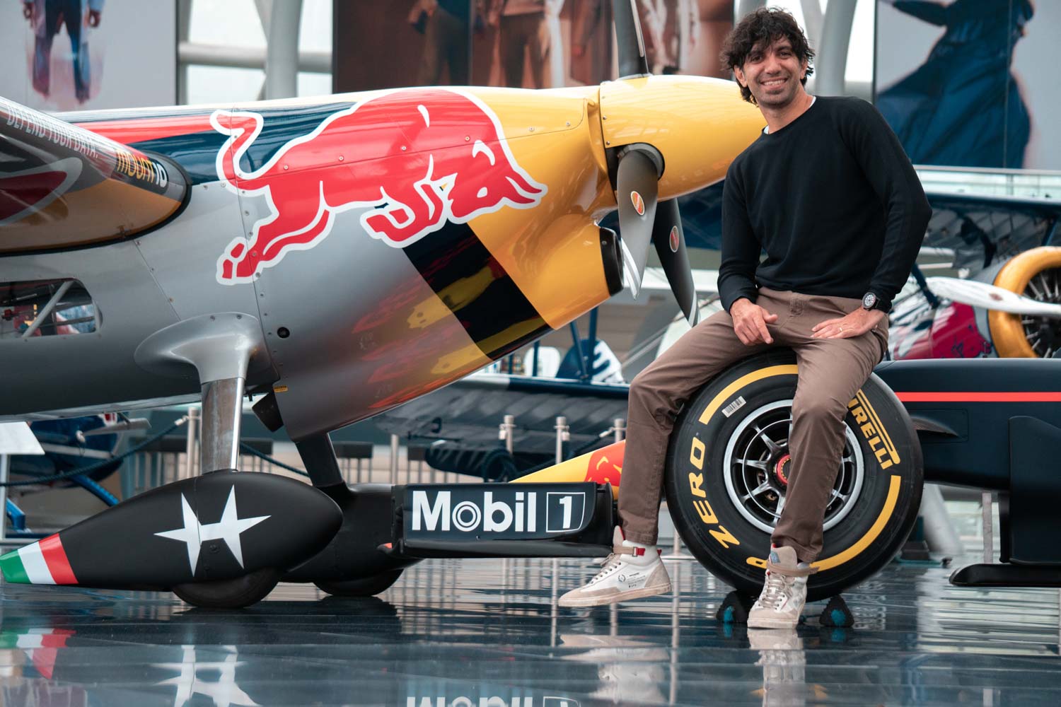 Dario Costa nel Hangar 7 Red Bull credit: Marcel Stenner