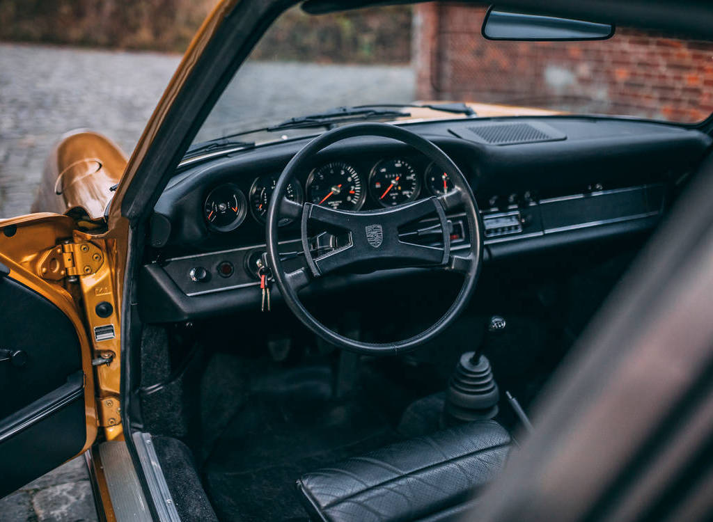 Le gold cars a Parigi, il prossimo 13 febbraio si inaugura l'annuale asta di auto da collezione, nuove e d'epoca, organizzata da RM Sotheby's. 