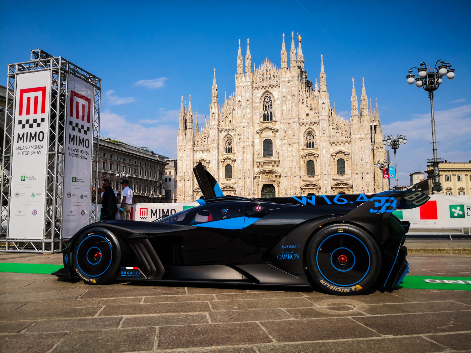 Bugatti Bolide hypercar estrema che ridefinisce il concetto di velocità