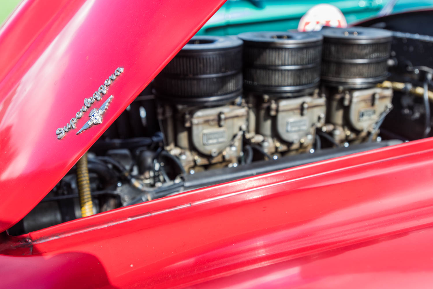I cofano e il motore della Ferrari 166 Barchetta MM di Egon Zweimüller
