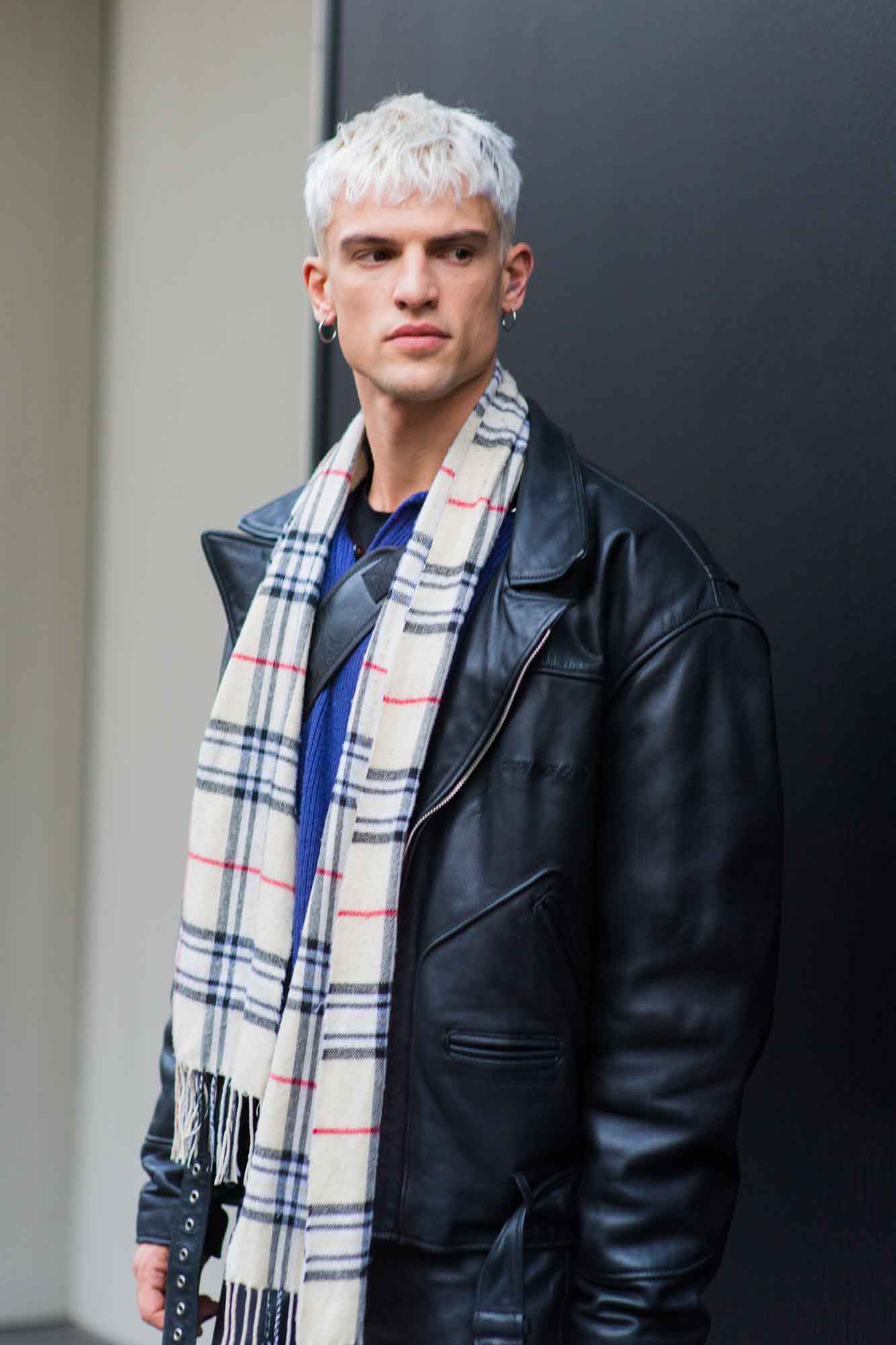 Milano Fashion Week gli outfit più interessanti visti nelle strade milanesi