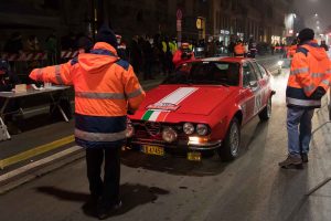 La XXVI edizione del Rallye Monte Carlo Historique si apre oggi con la rombate partenza dei veicoli storici da Milano. 