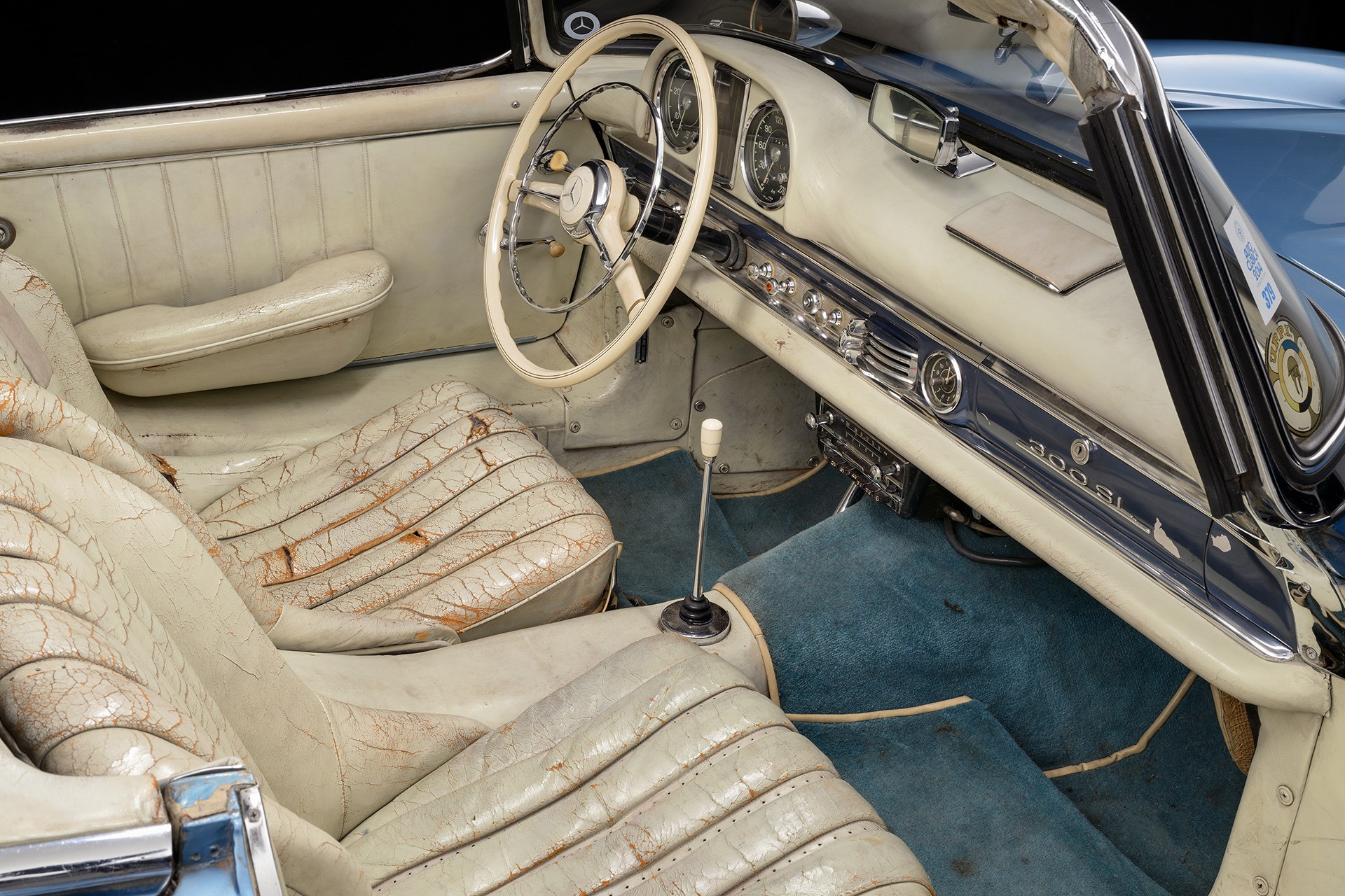 La leggendaria Mercedes 300SL Roadster di Juan Manuel Fangio
