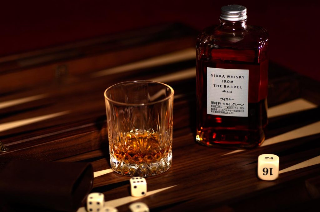 Nikka whisky è la distilleria giapponese famosa in tutto il mondo per i suoi distillati di altissima qualità. La tradizione è piuttosto recente, infatti risale agli inizi del '900. Oggi MMM vi parlerà, ripercorrendole, delle origini di questi distillati.