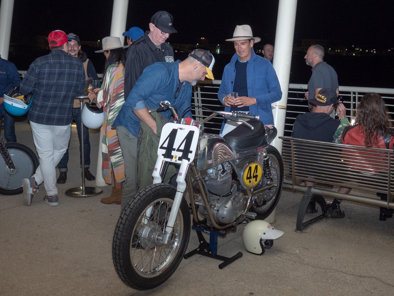 Wheels and waves, dopo la California e il Giappone, approda anche in Italia per la sua 1ª edizione. Ad ospitarlo il Lido di Camaiore. 