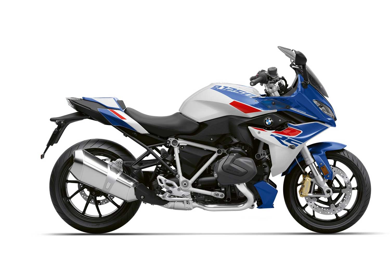 La BMW R 1250 RS è per antonomasia sinonimo di turismo sportivo in combinazione col l'affermato motore boxer BMW.