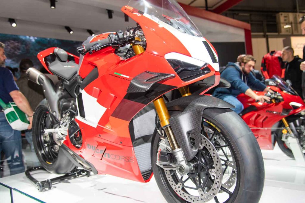 Le novotà Eicma 2022. Giunta alla sua 79ª edizione, inizia oggi con la prima delle giornate dedicate alla stampa ed operatori del settore