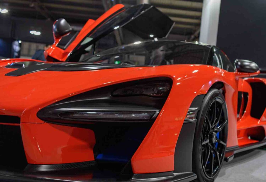 McLaren Automotive, celebre marchio britannico per la produzione di supercars torna a Milano AutoClassica con due modelli in esposizione. 