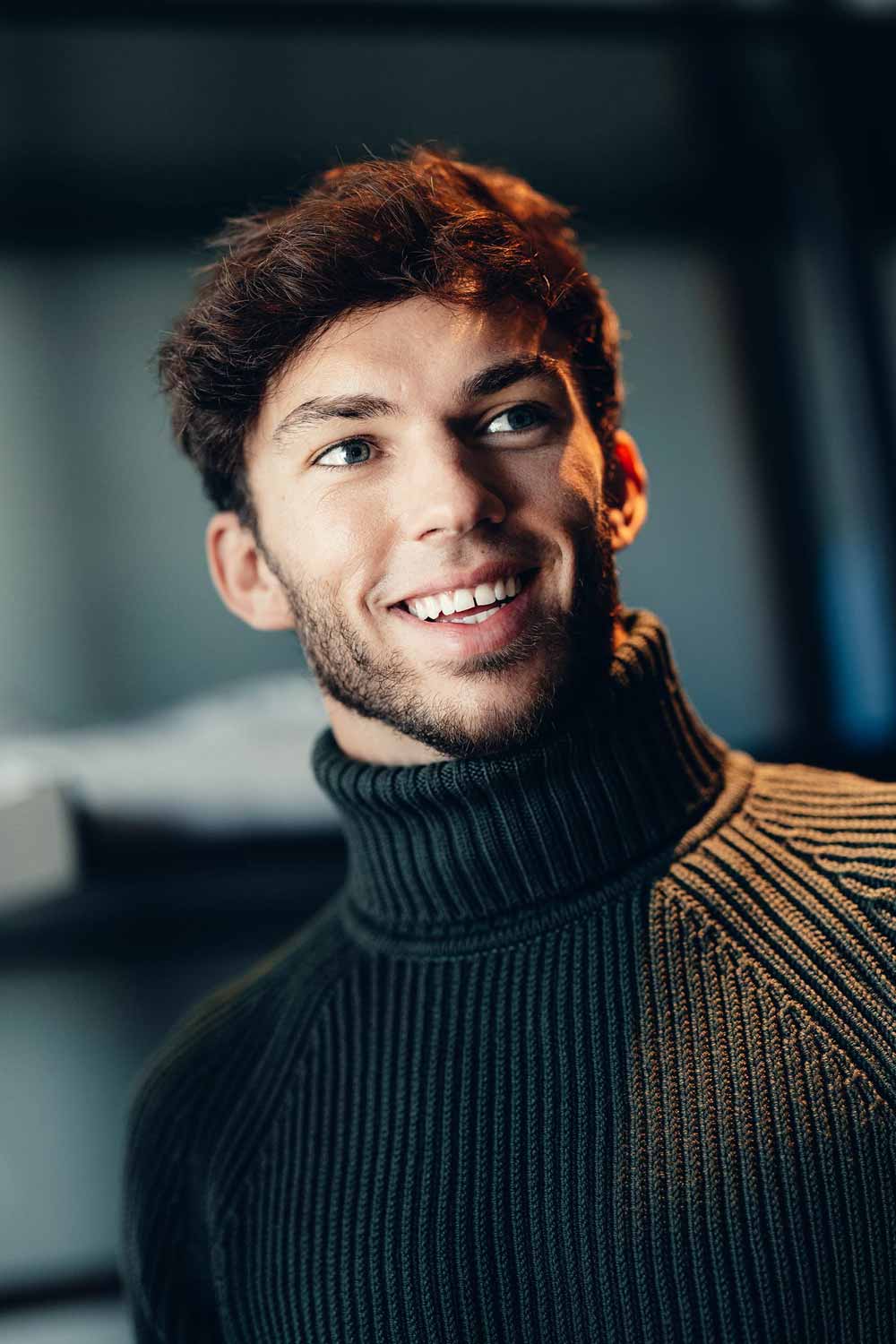 Pierre Gasly insieme con AlphaTauri, ha dato vita ad una capsule collection, che rappresenta il suo stile e la sua personalità.