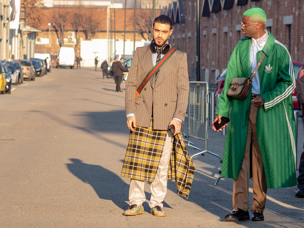 Gucci e Milano, il ritorno di fiamma con una sfilata ispirata agli archetipi del guardaroba maschile.