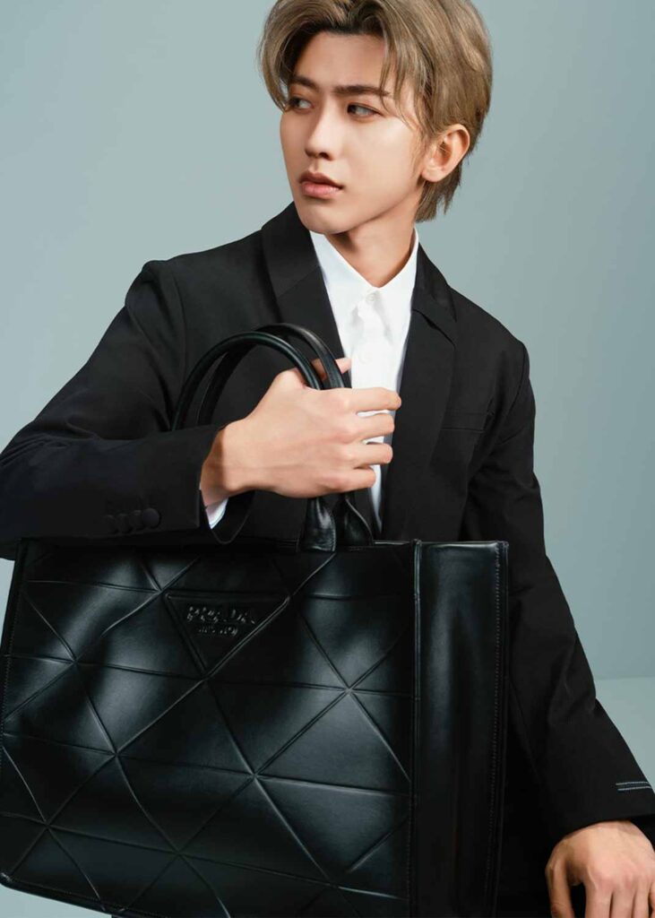 il catante Cai Xukun per Prada Capodanno cinese 2023