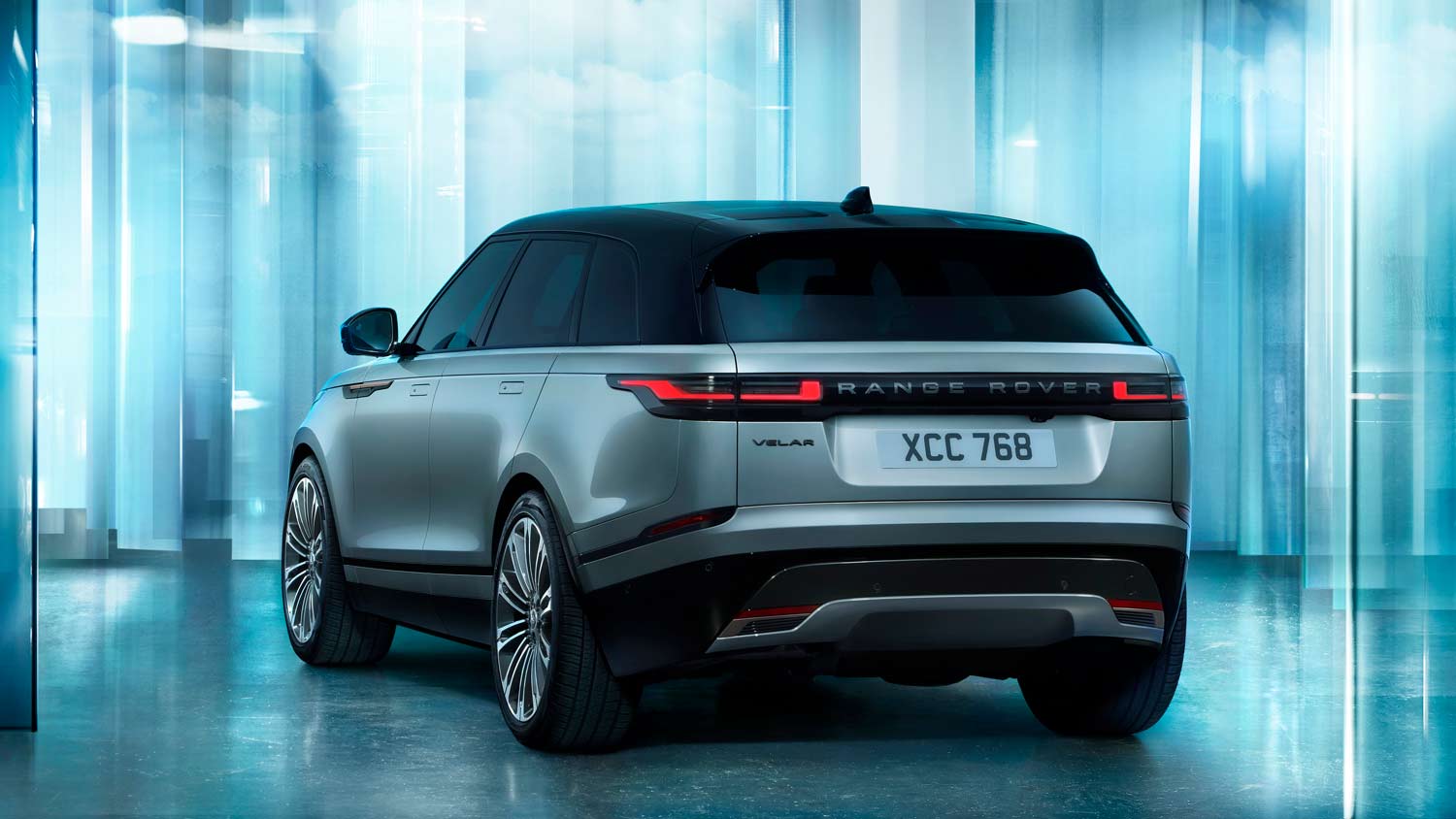 Il designe del Range Rover Velar il suv di lusso della casa inglese