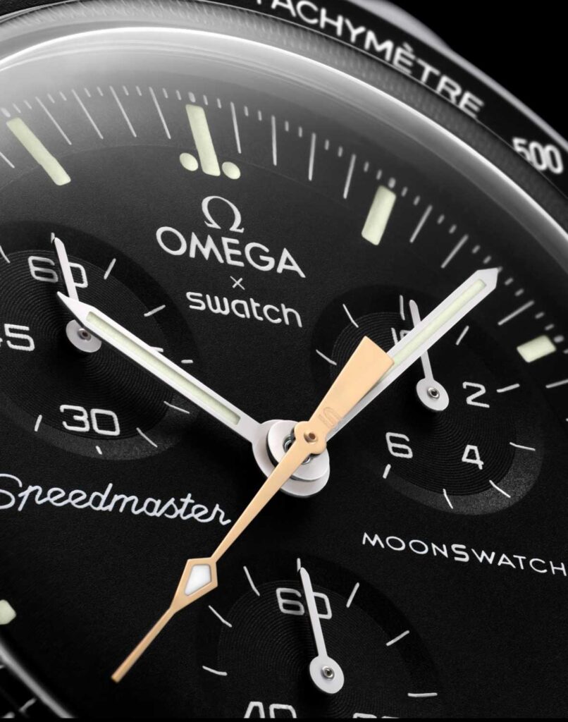 Il nuovo modello Swatch della serie MoonSwatch,  "Mission To Moonshine" Gold, è ufficialmente ritornato. Ad annunciarlo Omega e Swatch, come la variante inedita della loro tanto acclamata, criticata, fruttuosa collaborazione.   