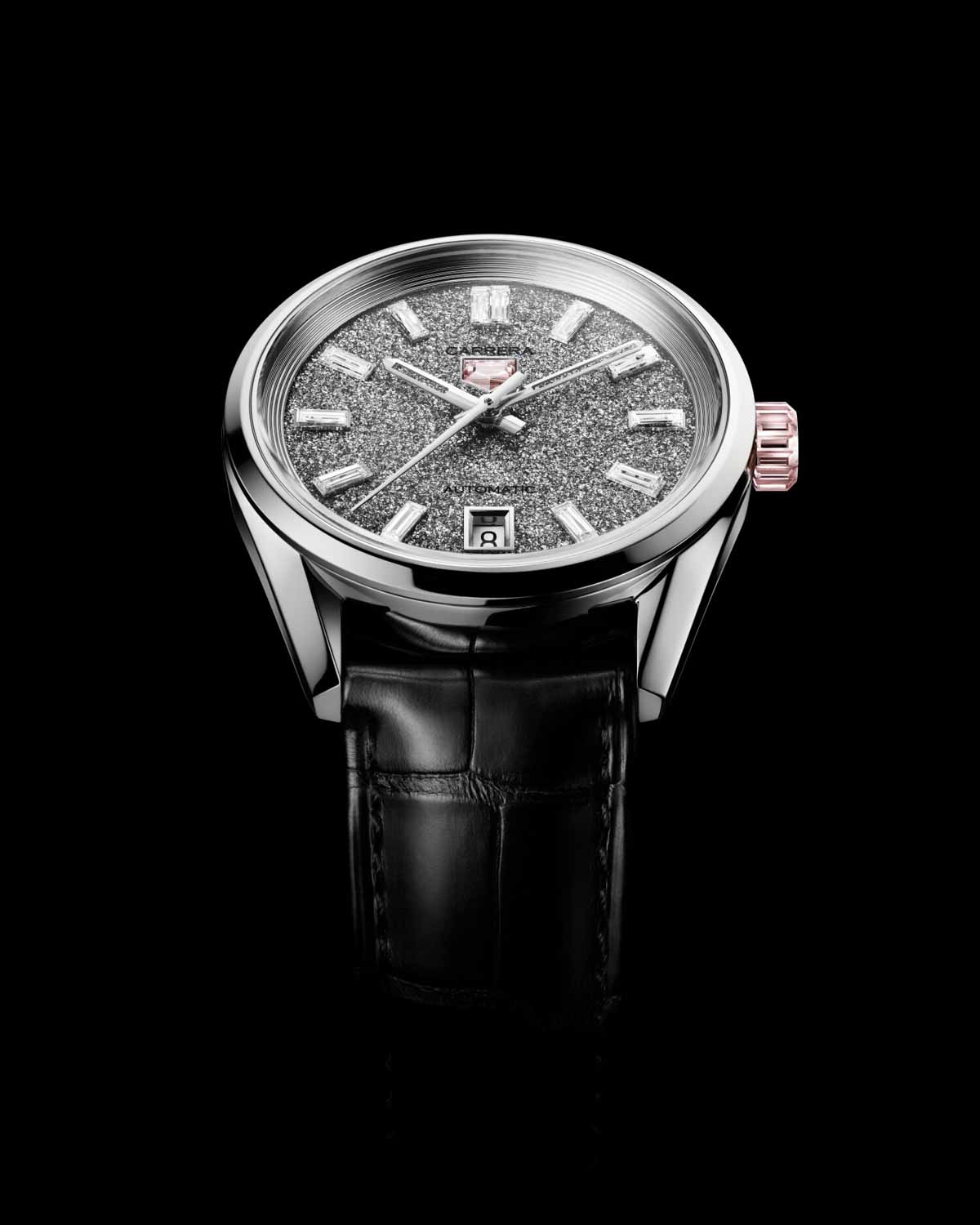 Il Carrera Plasma di Tag Heure realizzato con Diamant d'Avant Garde rappresenta un'altra pietra miliare nel settore dell'orologeria di lusso. 