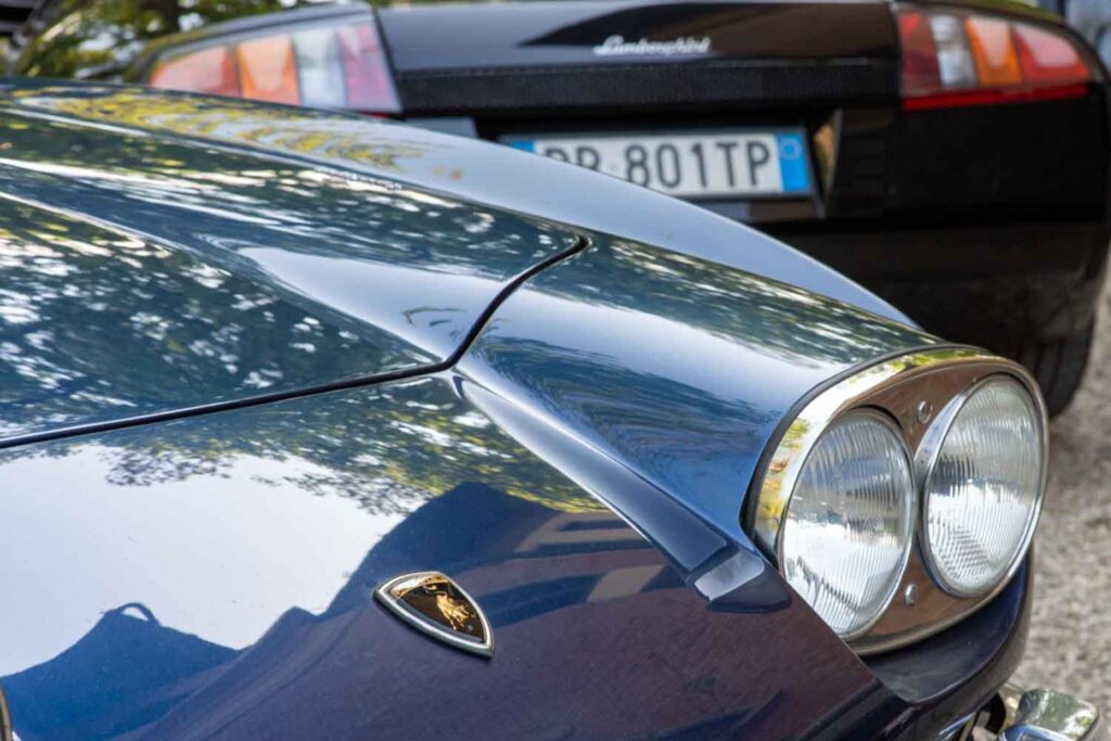 Lamborghini 400 gt 2+2
