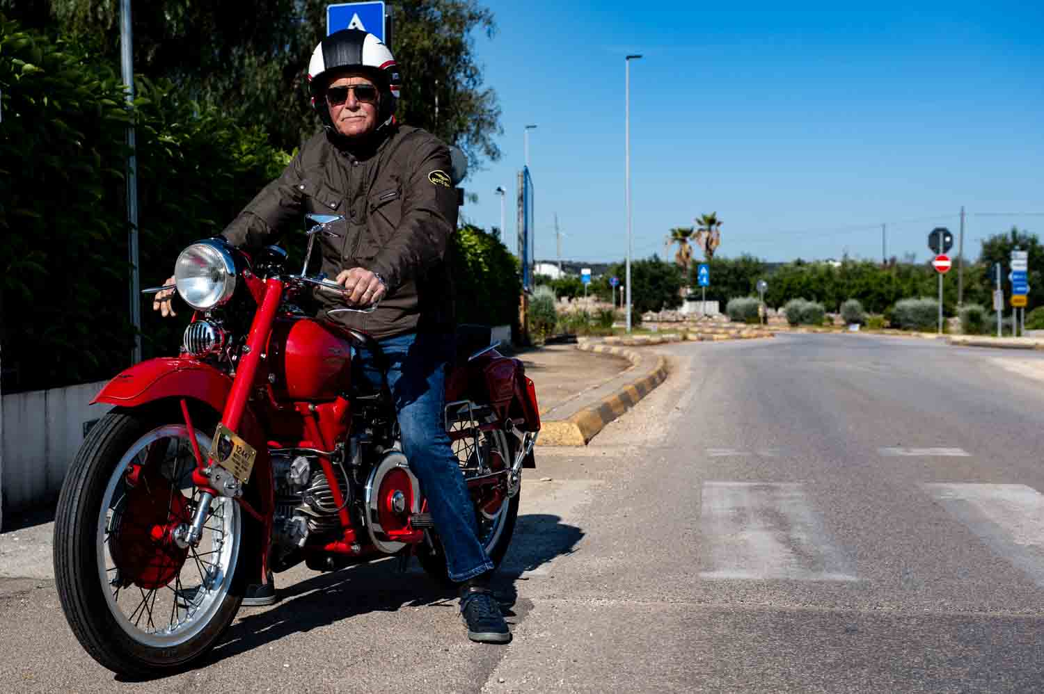 MotoGiro Puglia 2023 è uno degli eventi a calendario nazionale ASI, organizzato per riunire appassionati di moto d'epoca. 