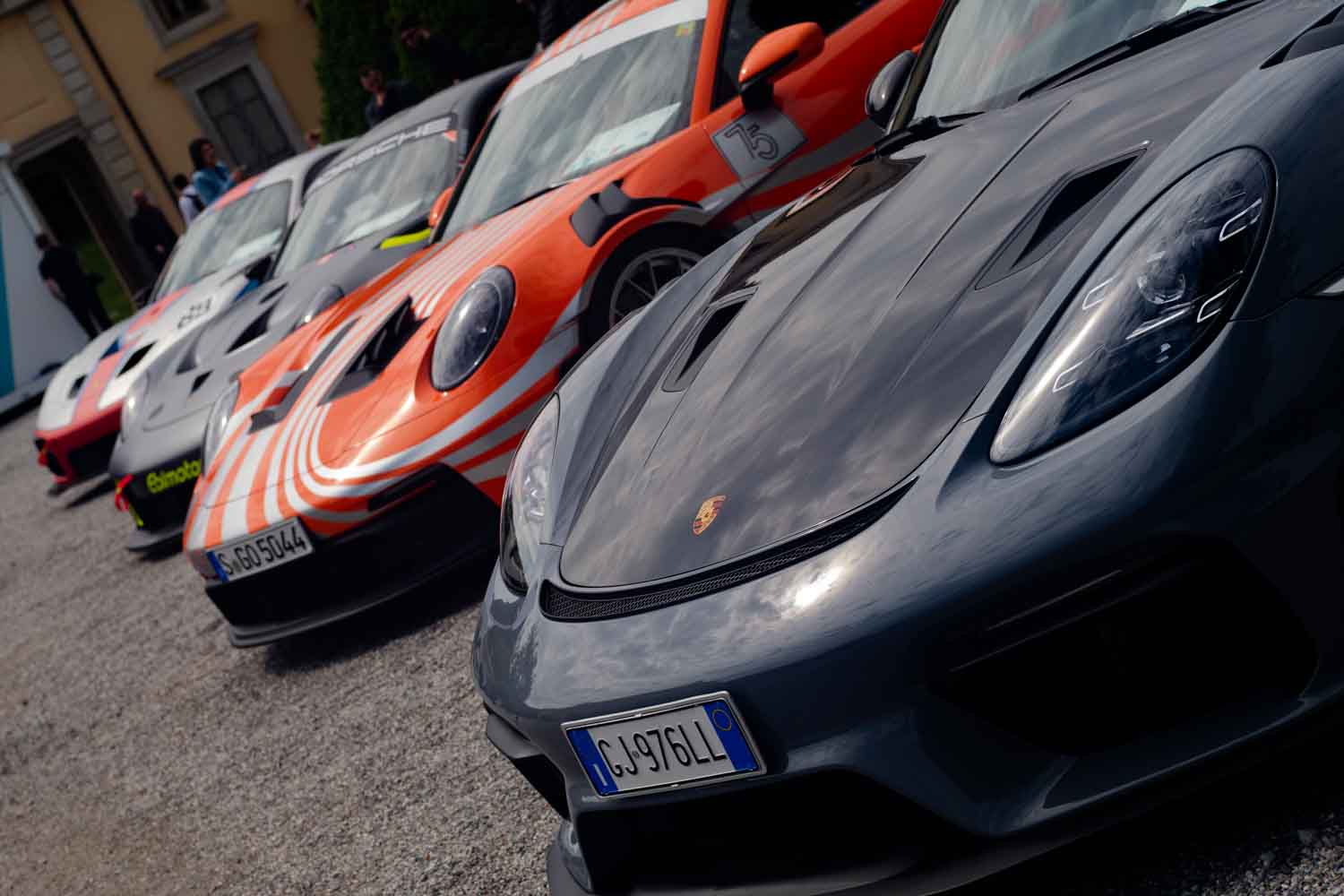 Porsche organizza al FuoriConcorso Open Museum una festa tutta italiana ed indimenticabile per festeggiare il suo 75° compleanno.