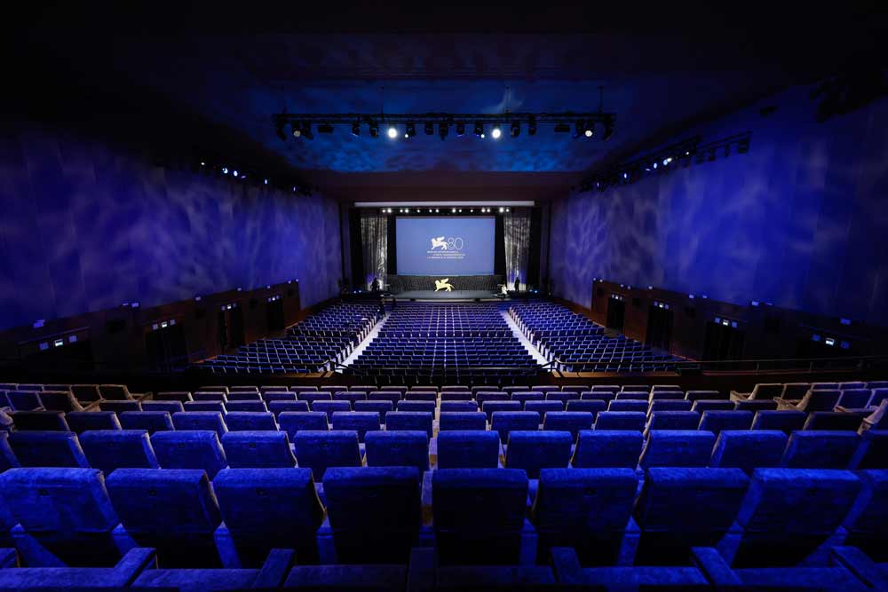 Sala proiezioni della Mostra del cinema di Venezia