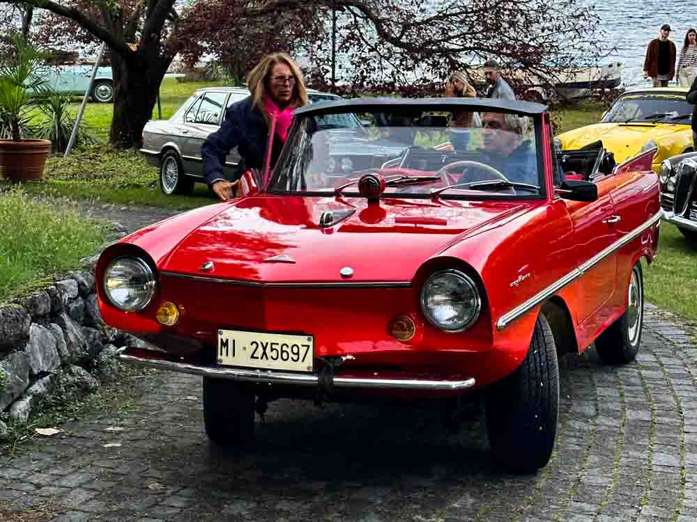 Amphicar 770 nel giardino del Nautilus
