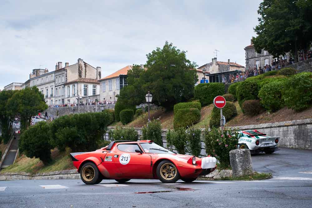Lancia Stratos: 50 Anni di trionfi nei rally e il leggendario prototipo Stratos Zero