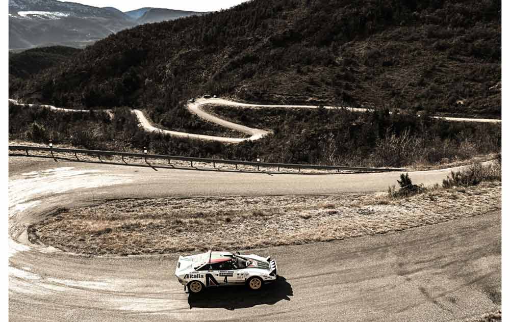 Lancia Stratos: 50 Anni di trionfi nei rally e il leggendario prototipo Stratos Zero