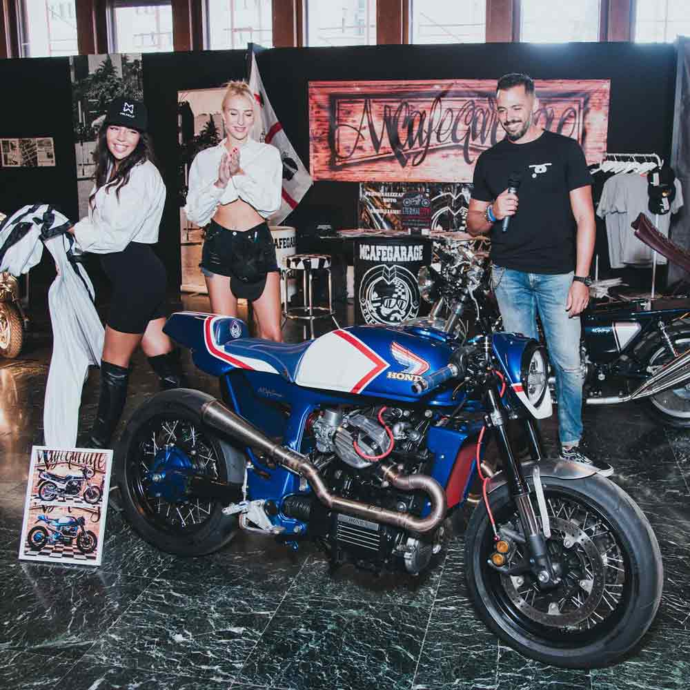 M Cafe Garage con la sua Honda CX650 del 1982 che ha vinto Eternal Iron