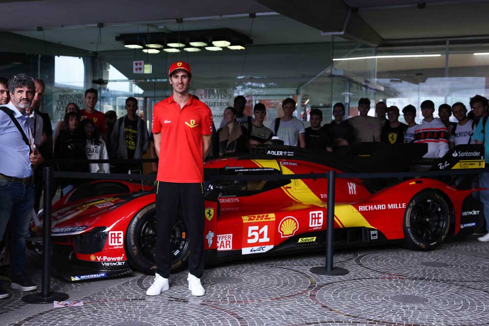 Antonio Giovinazzi con la Ferrari 499P al Festival dello Sport la Ferrari celebra la vittoria di Le Mans