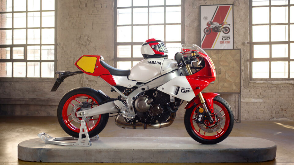 Yamaha XSR900 GP, la moto retrò svelata a EICMA 2023