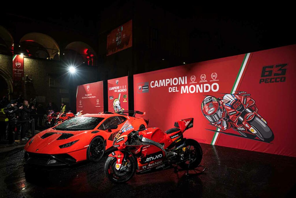 Ducati festeggia il trionfo mondiale all'Unipol Arena