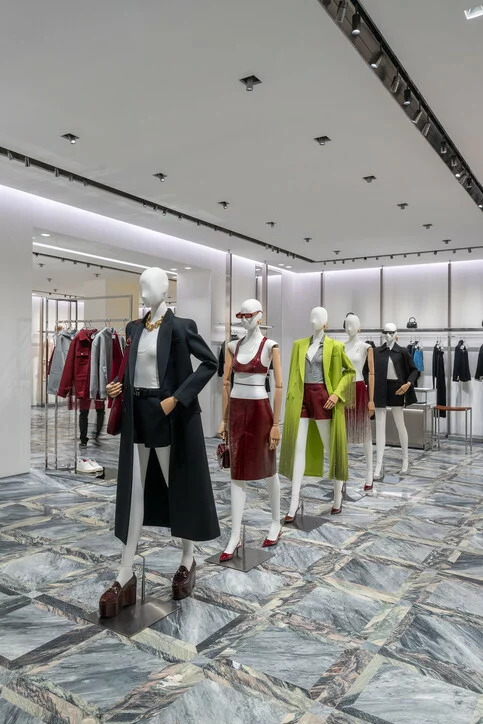 Gucci riapre la boutique di Milano: la prima dell'era De Sarno