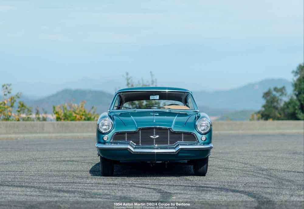 Rara Aston Martin DB2/4 Coupé by Bertone all'asta a New York