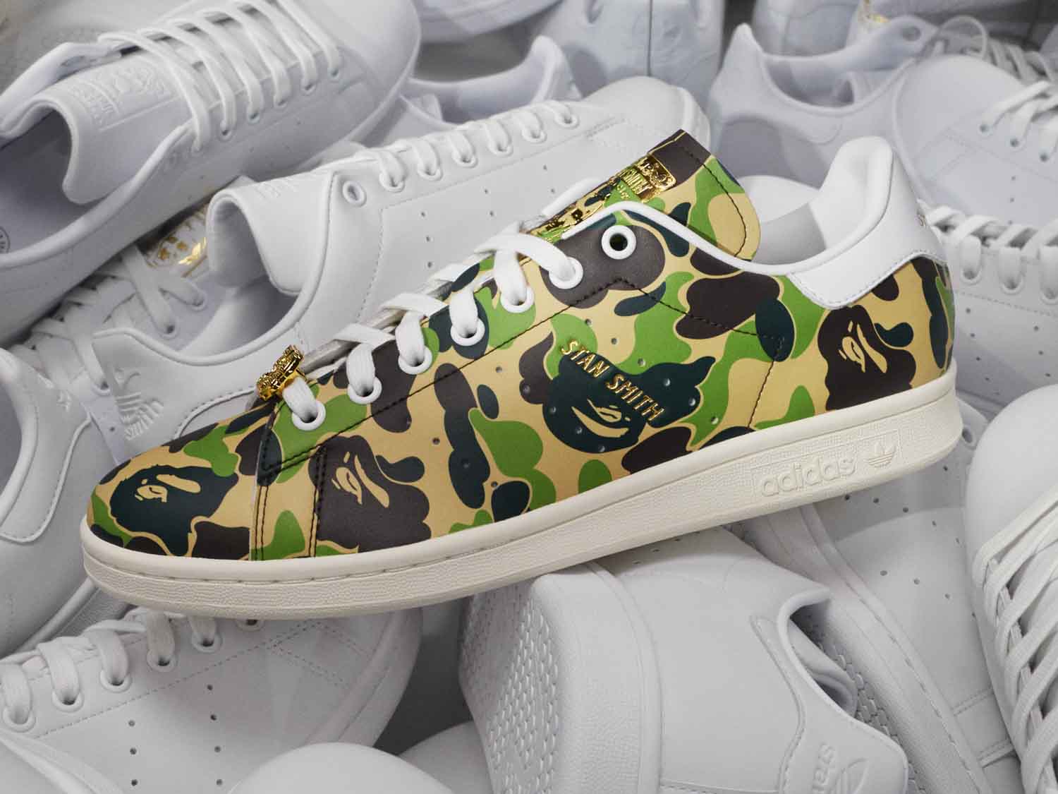 Sneakers BAPE x Adidas Stan Smith la nuova collaborazione