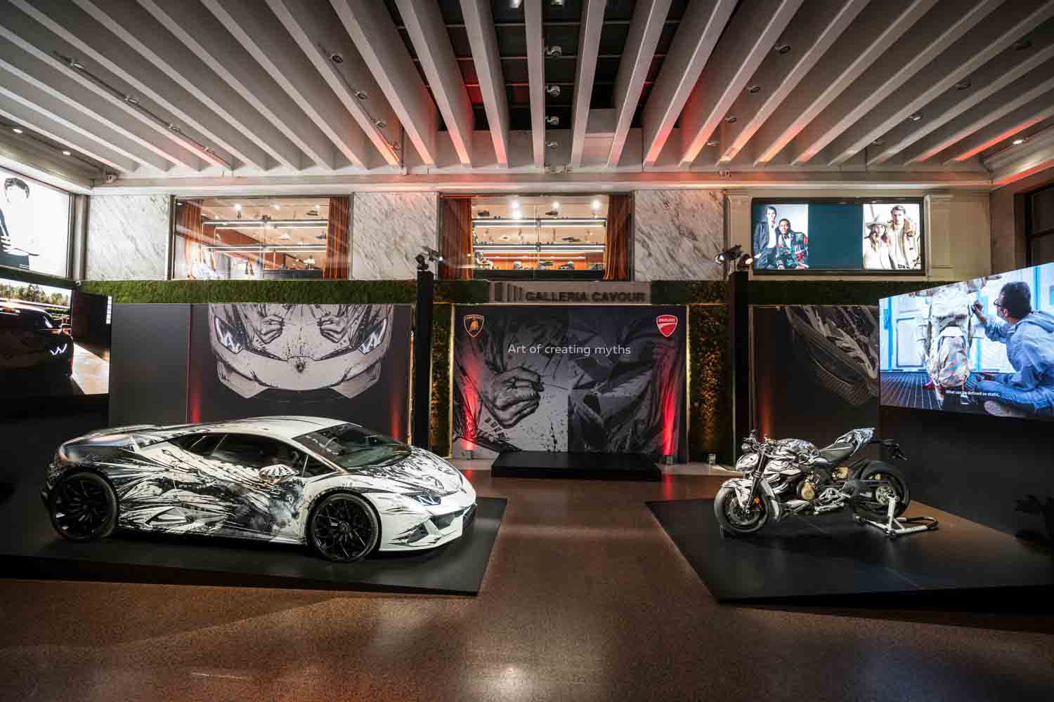 Ducati e Lamborghini, nell'arte di Paolo Troilo