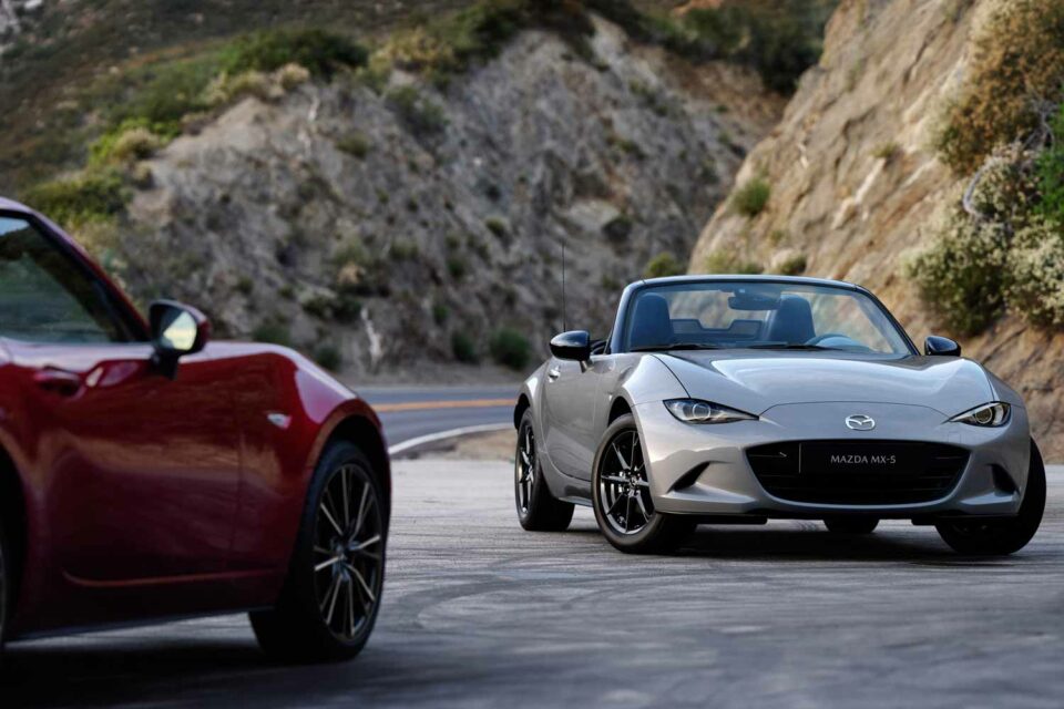 Mazda MX-5 una passione lunga 35 anni