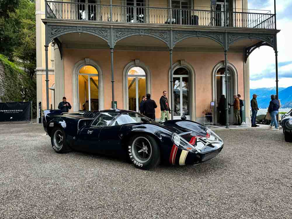 lola-villagrumello-fuoriconcorso-auto-corsa-britanniche
