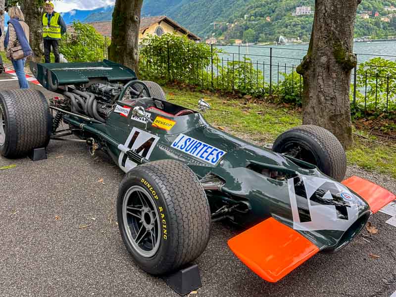 villagrumello-fuoriconcorso-auto-corsa-britanniche
