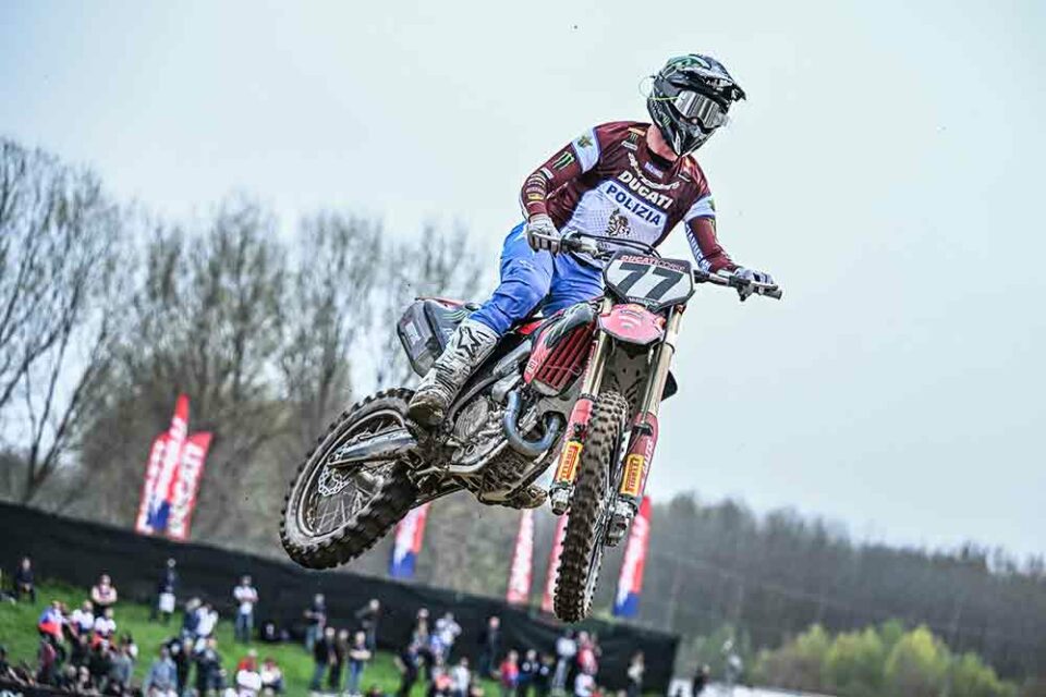 La Ducati Desmo450 MX trionfa al suo debutto nel Motocross