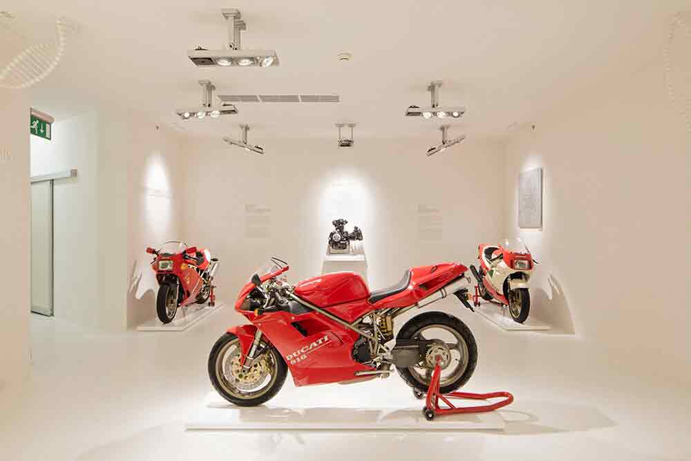 30 anni di Ducati 916 la classicha di maggior successo al WDW 2024